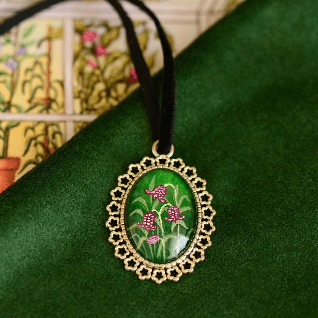 Checker Lily Pendant