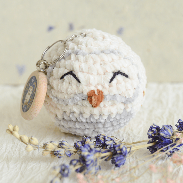 "Polar Owl" keychain
