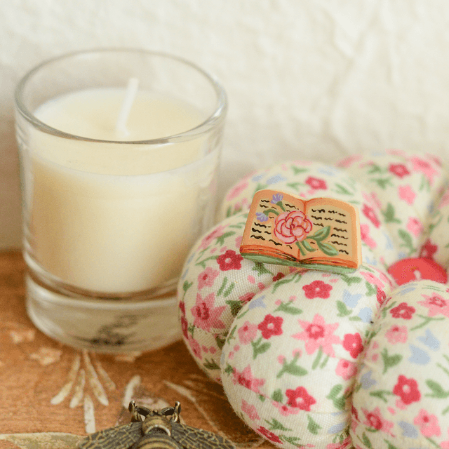 Spring Collection "Romantasy" clay pin